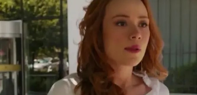 Турецкий сериал Большой роман из-за Маленькой лжи 38 серия