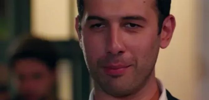 Турецкий сериал Большой роман из-за Маленькой лжи 53 серия