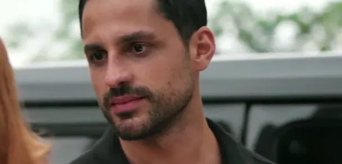 Турецкий сериал Большой роман из-за Маленькой лжи 73 серия