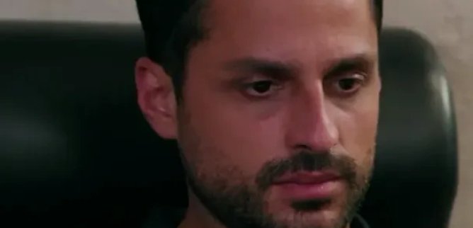 Турецкий сериал Большой роман из-за Маленькой лжи 36 серия