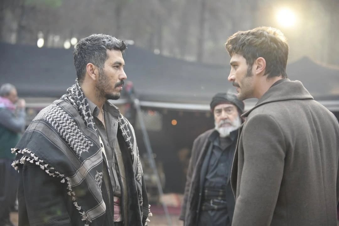 кадр из сериала "Преемник: Зов предков"