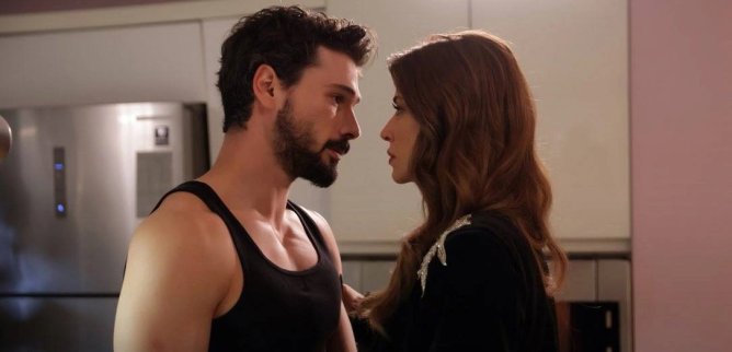 Турецкий сериал Под землей 1 серия