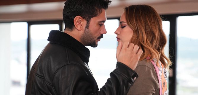 Турецкий сериал Словно сон 8 серия