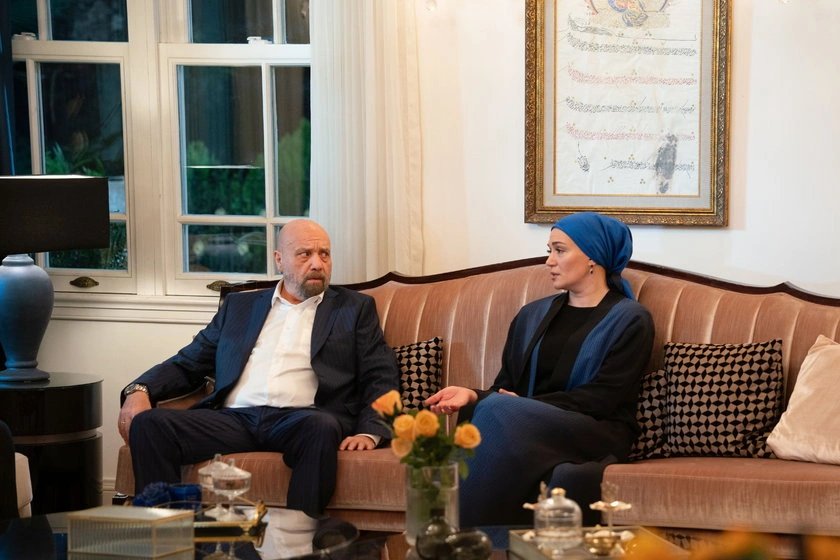 момент из сериала "Клюквенный шербет"