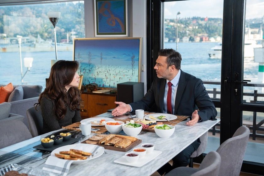 сцена из телесериала "Клюквенный шербет"