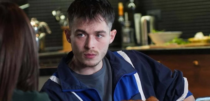 Турецкий сериал Мошенники 17 серия