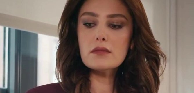 Турецкий сериал Нам не следовало встречаться 4 серия