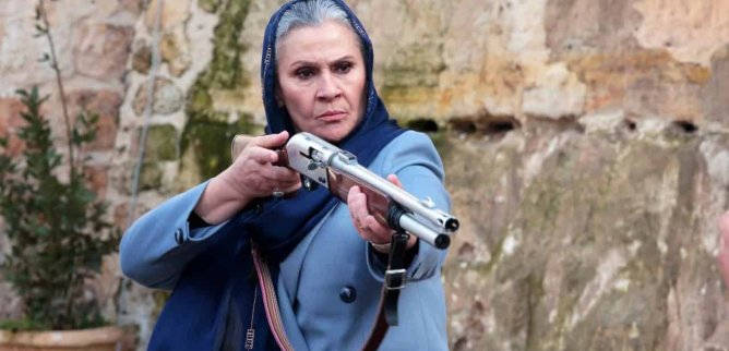 Турецкий сериал Далекий город 51 серия