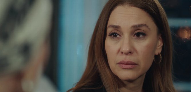 Турецкий сериал Клюквенный щербет 127 серия