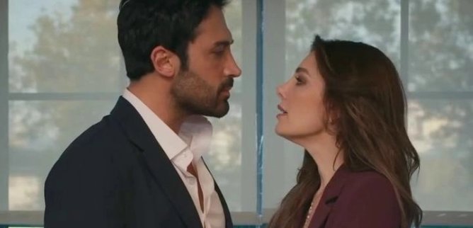 Турецкий сериал Нам не следовало встречаться 12 серия