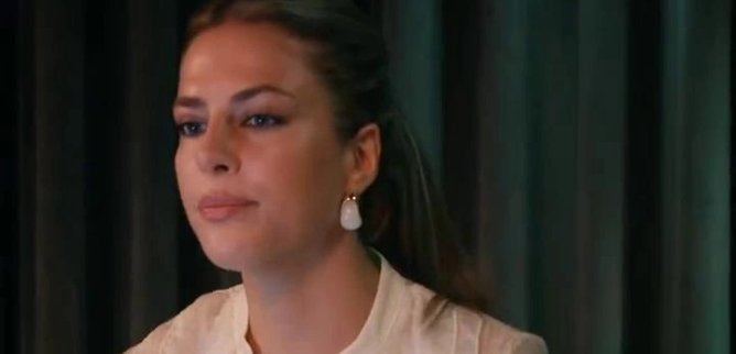 Турецкий сериал Нам не следовало встречаться 13 серия