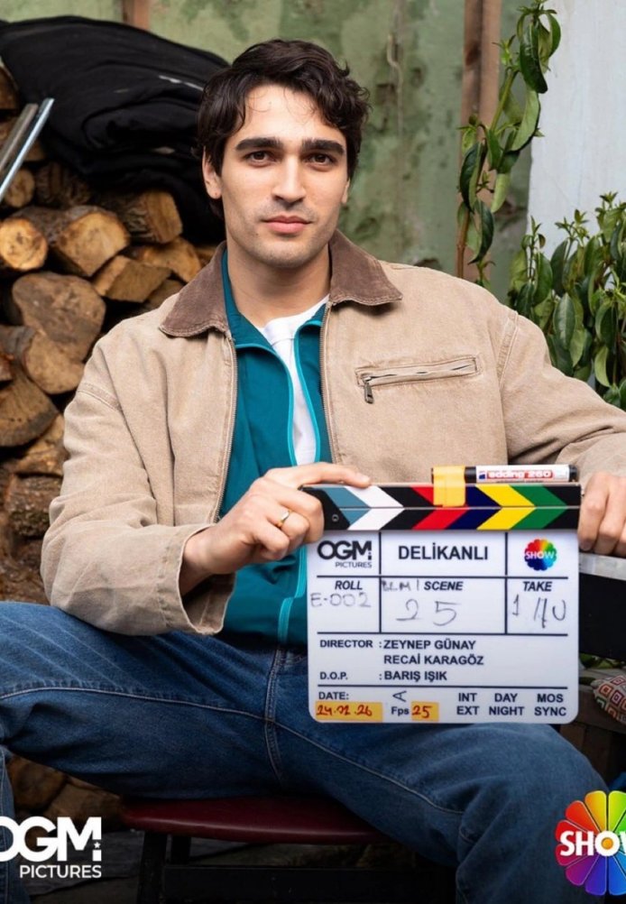 Парень постер