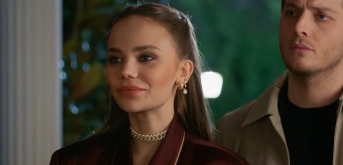 Турецкий сериал Под одним дождем 5 серия