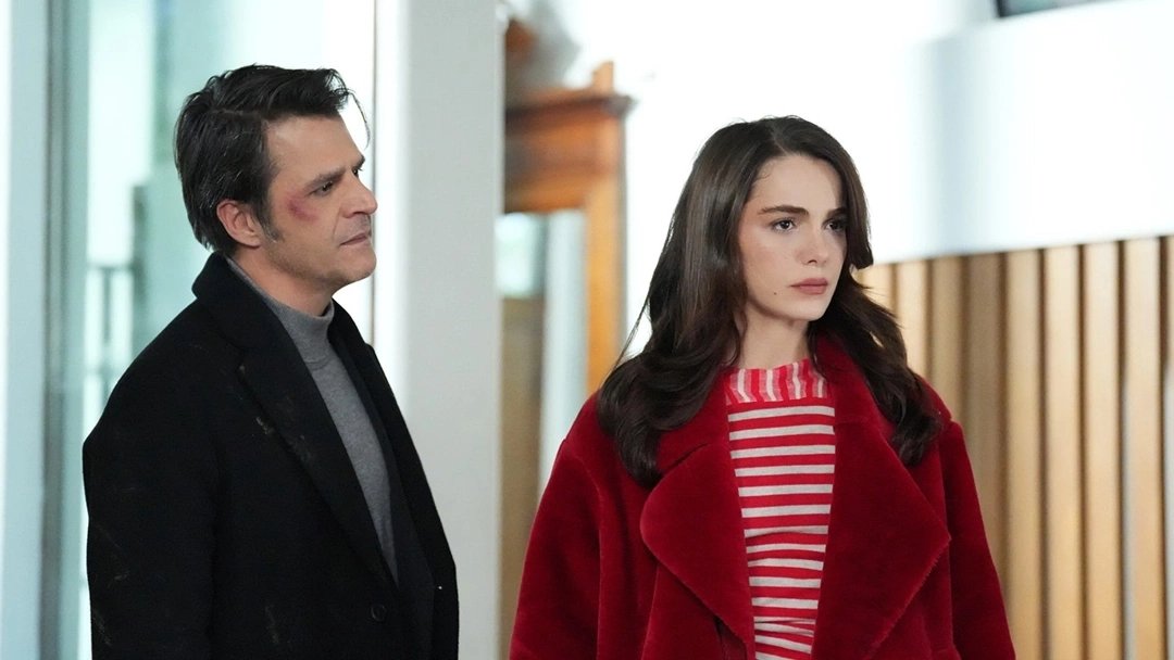 кадр из сериала "Ревность"