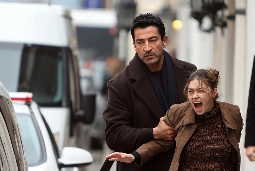 кадр из сериала "Семья — это испытание"