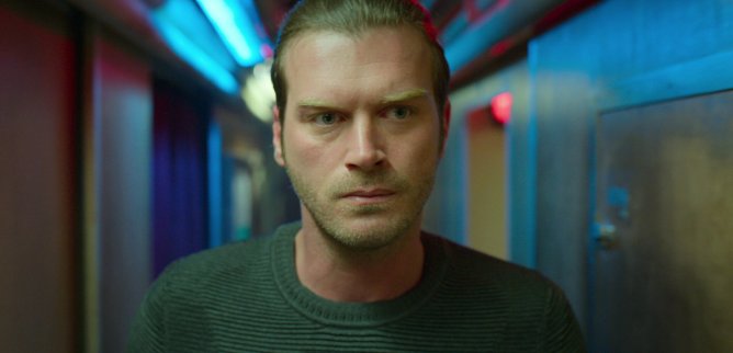 Турецкий сериал Подводная лодка Yakamoz S-245 3 серия