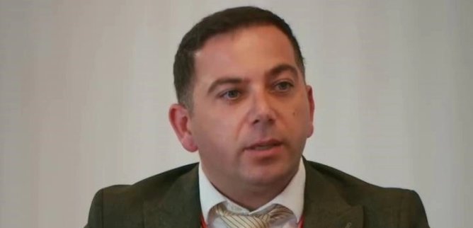 Турецкий сериал Нам не следовало встречаться 22 серия