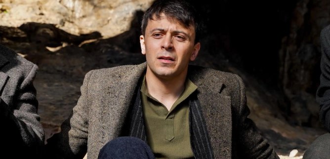 Турецкий сериал Пятнадцатые 1 серия