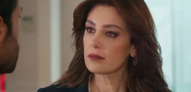 Турецкий сериал Нам не следовало встречаться 24 серия
