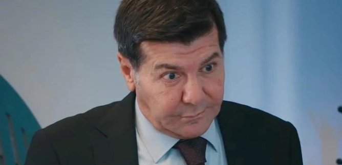 Турецкий сериал Нам не следовало встречаться 25 серия