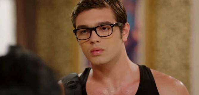 Турецкий сериал Отчаянные домохозяйки 3 серия