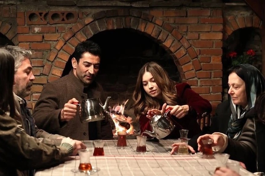 кадр из сериала Семья — это испытание