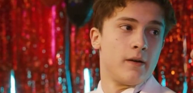 Турецкий сериал Что ты хочешь от меня? 9 серия