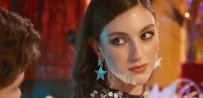 Турецкий сериал Что ты хочешь от меня? 13 серия