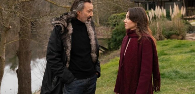 Турецкий сериал Клюквенный щербет 130 серия