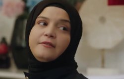 Турецкий сериал Клюквенный щербет 131 серия