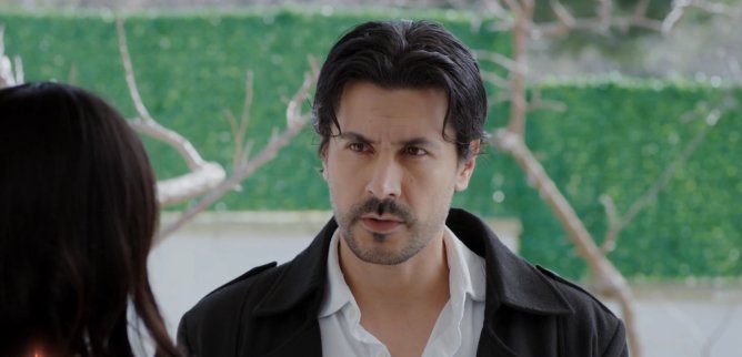 Турецкий сериал Невеста 404 серия