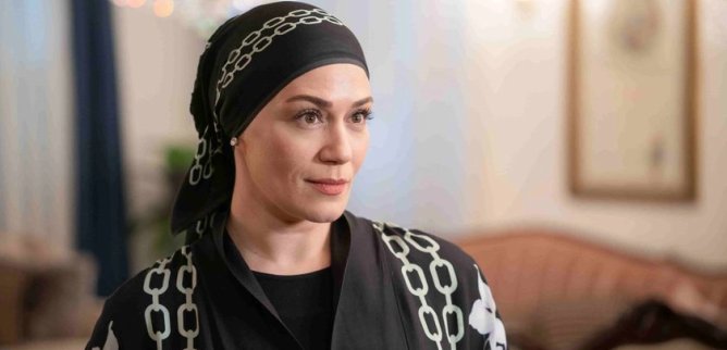 Турецкий сериал Клюквенный щербет 131 серия