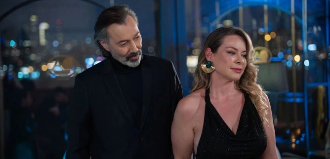 Турецкий сериал Клюквенный щербет 132 серия