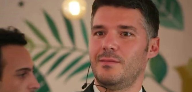 Турецкий сериал Нам не следовало встречаться 44 серия