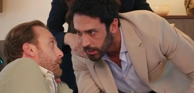 Турецкий сериал Нам не следовало встречаться 47 серия