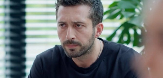 Турецкий сериал Меня видно? 29 серия