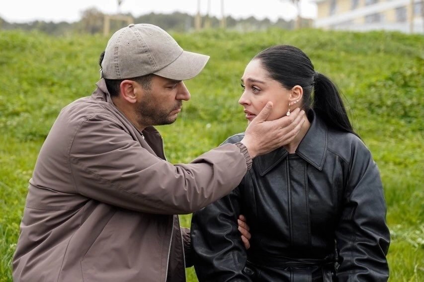 кадр из сериала «Розы и грехи»