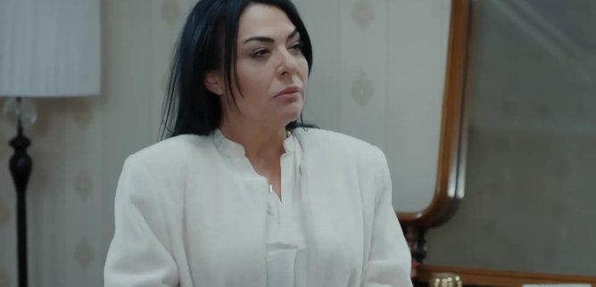 Турецкий сериал Невеста 445 серия