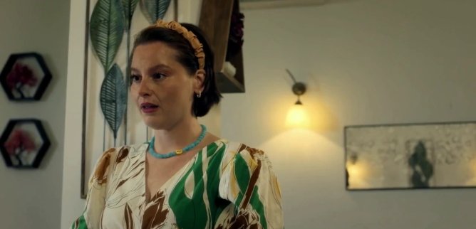 Турецкий сериал Лейла Хали 4 серия