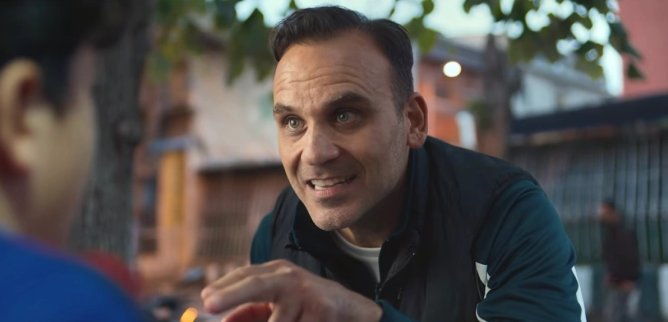 Турецкий сериал 10 тысяч шагов 24 серия