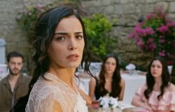 Турецкий сериал Коралловый дворец 1 серия