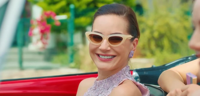 Турецкий сериал Бирюзовое лето 1 серия