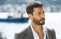 Турецкий сериал Возможно любовь 3 серия