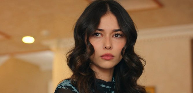 Турецкий сериал По имени Весна 71 серия
