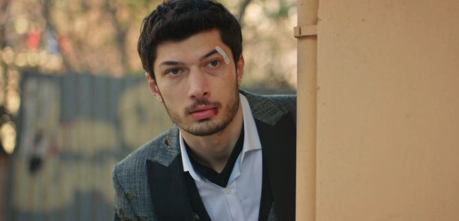 Турецкий сериал По имени Весна 73 серия