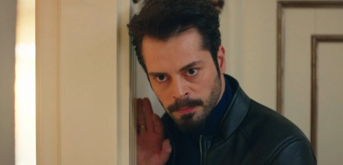 Турецкий сериал По имени Весна 77 серия