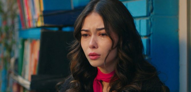 Турецкий сериал По имени Весна 81 серия