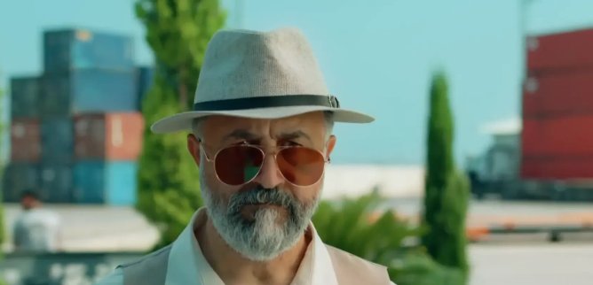 Турецкий сериал Коралловый дворец 2 серия
