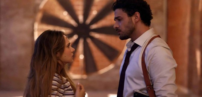 Турецкий сериал Тёмные сумерки 3 серия