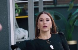 Турецкий сериал Клюквенный щербет 142 серия
